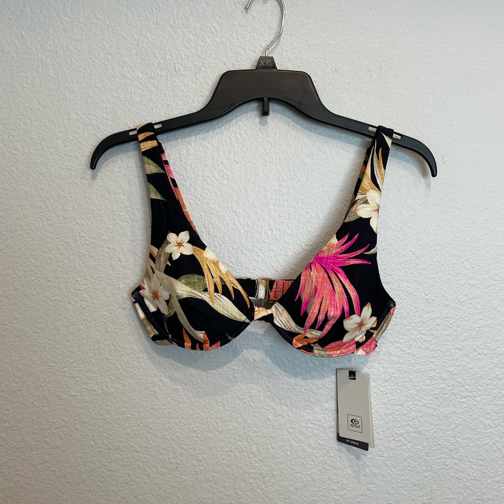 🆕 NWT ripcurl black pink and white hawaiian tropical underwire bikini top